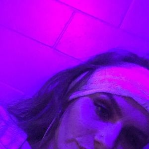 Meet your Posher, Delia